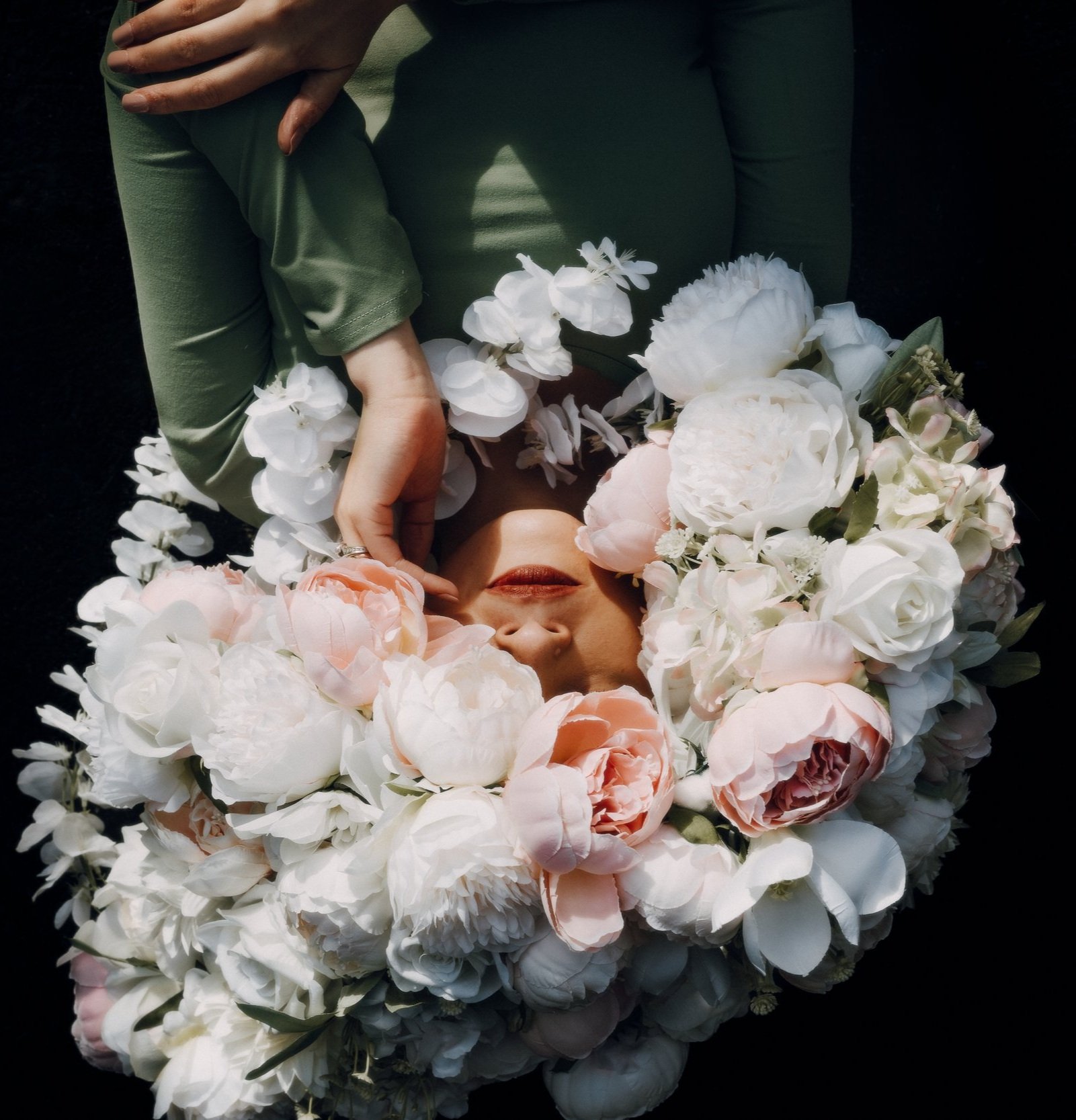 Artwork and studio presence of Melodie Atelier